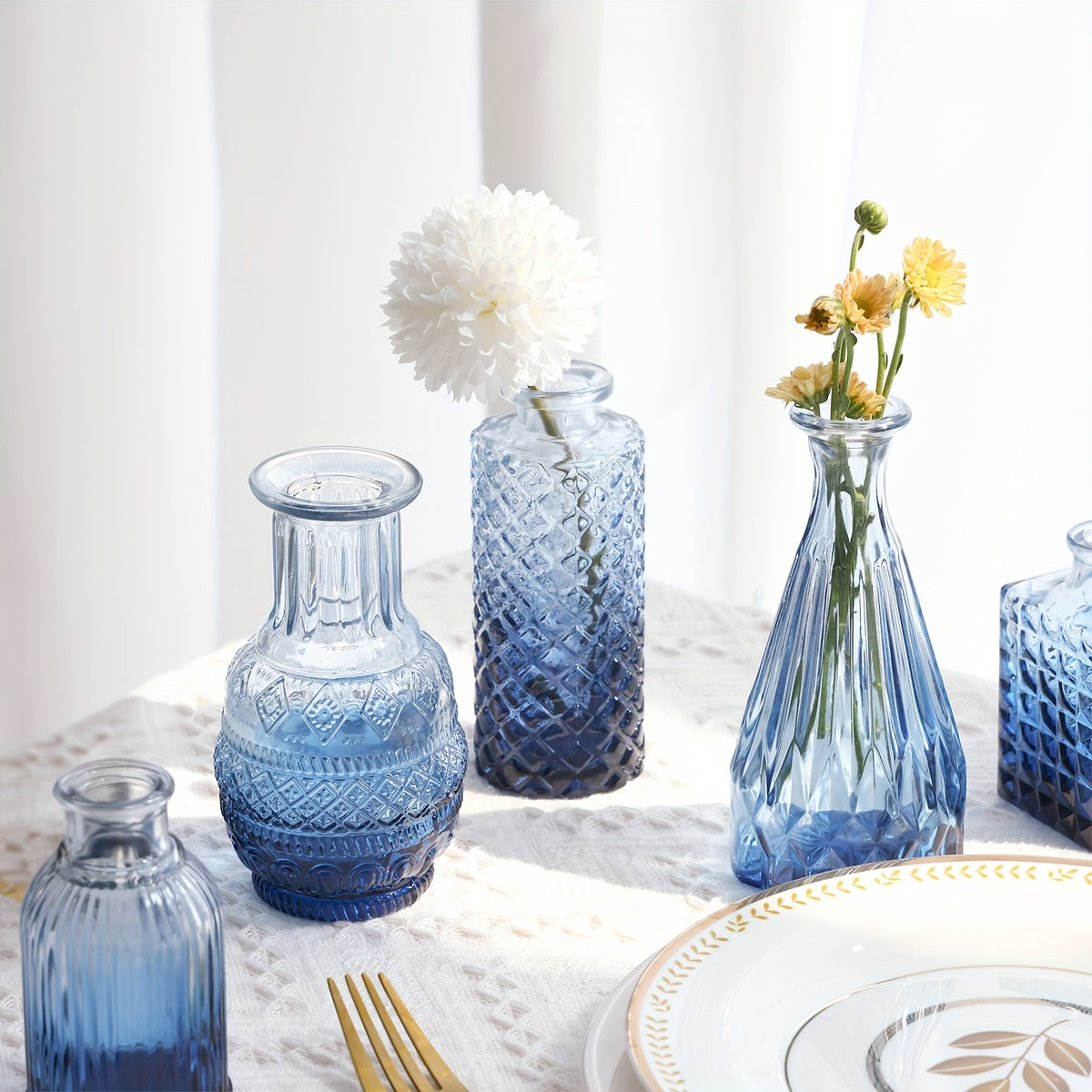 TOMNK 18/36pcs Bud Vases, Blue, Party Centerpieces, Wedding Centerpieces, Mini Gradient Bud Vases, Small Vases, Suitable for Birthday Parties, Anniversaries, Weddings, Home Dining Table Decor, Multiple Sizes, Mother's Day