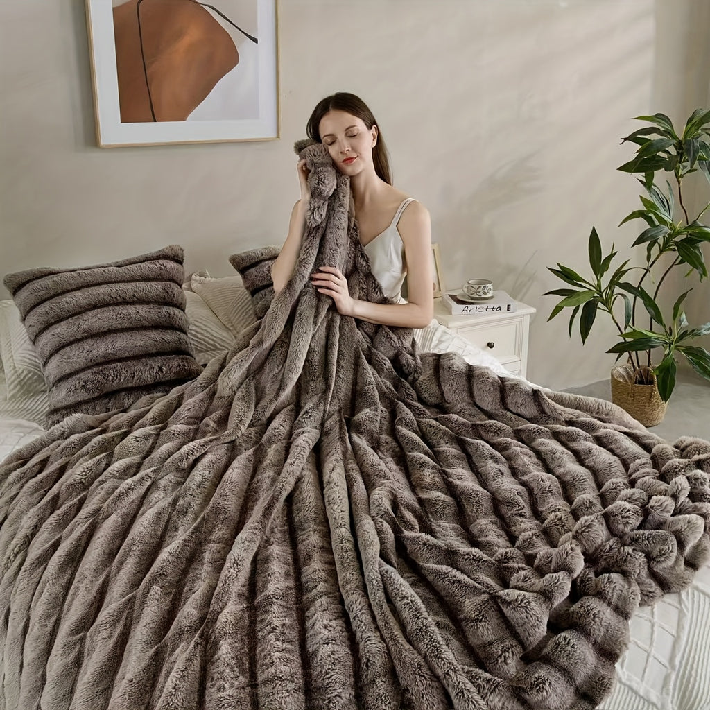 A Faux Rabbit Fleece Blanket, Double Layer Thickened, All Season, King/Queen Size, Winter Blankets Soft Warm, Throw For Adults Reversible Machine Washable Blanket, For Home, Car, Office, Travel, Couch Cover, Christmas, Halloween Gift, Birthday Gift