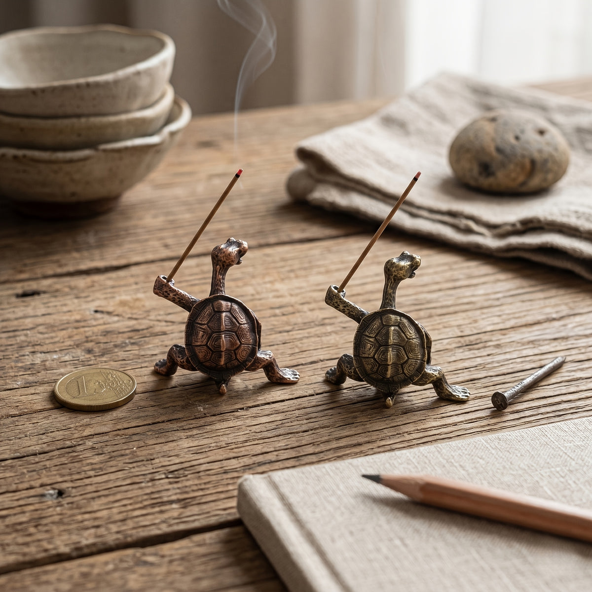 2pcs Brass Turtle Incense Holder - Kung Fu Style, Creative Home Decor Craft, Meditation Holder Brass Turtle And Red Copper Turtle