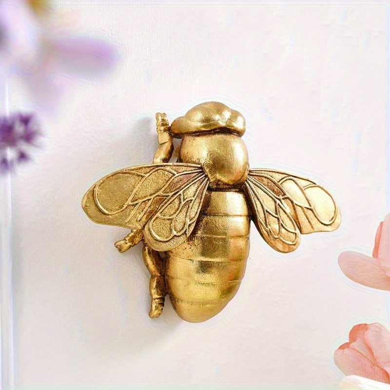 Golden Bee Wall Sculpture - Art Deco Style Handcrafted Resin Ceiling-Mounted Home Decor, Intricate Insect Wall Art for Gallery Walls, Thanksgiving & Party Decor, Classic Elegant Design