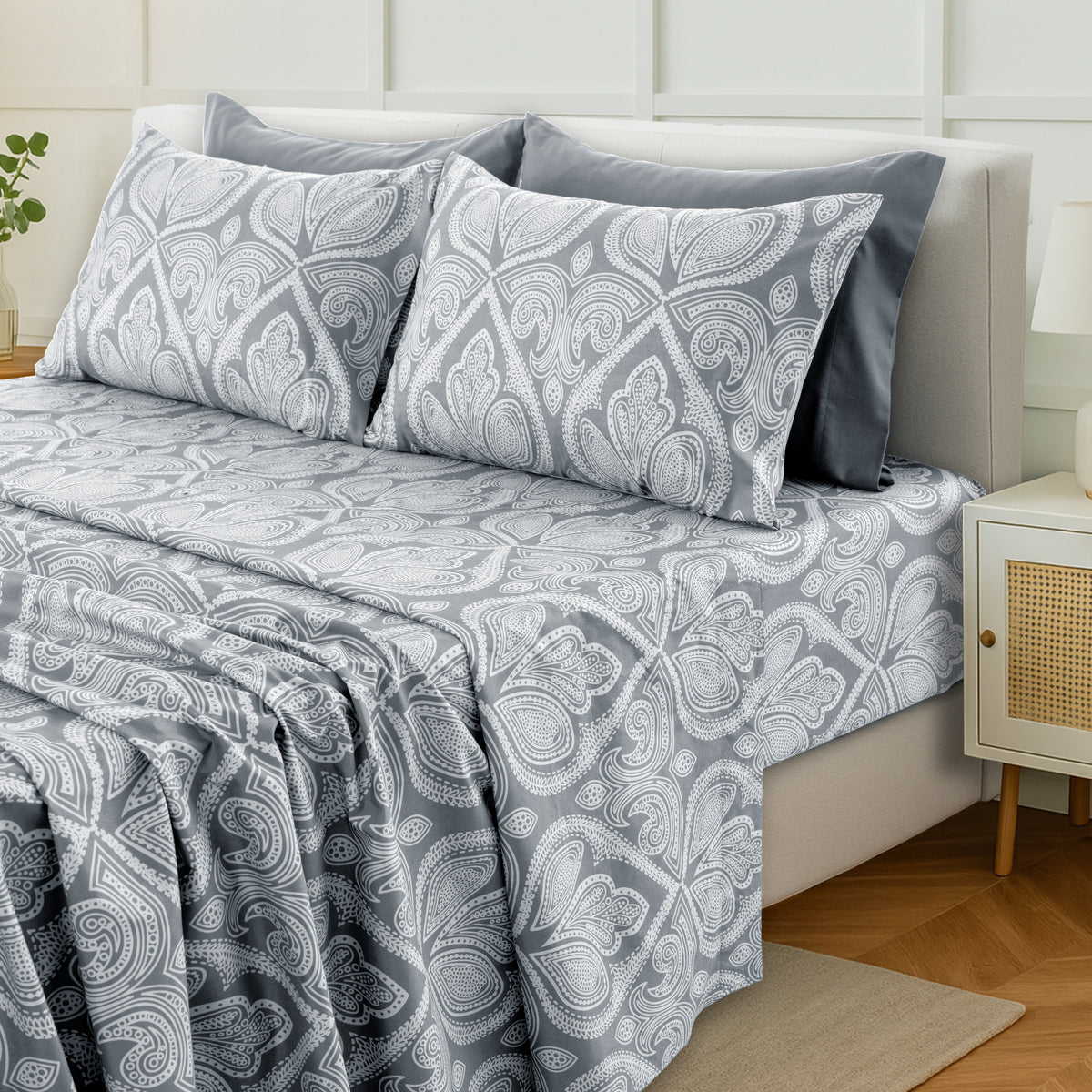 Hannah Bedding Paisley Sheet Set – 4/6-Piece Soft 100% polyester Bed Sheets, Wrinkle-Free & Luxurious – Includes Deep Pocket Fitted Sheet, Flat Sheet & Pillowcases – Available in 6 Sizes & Multiple Colors
