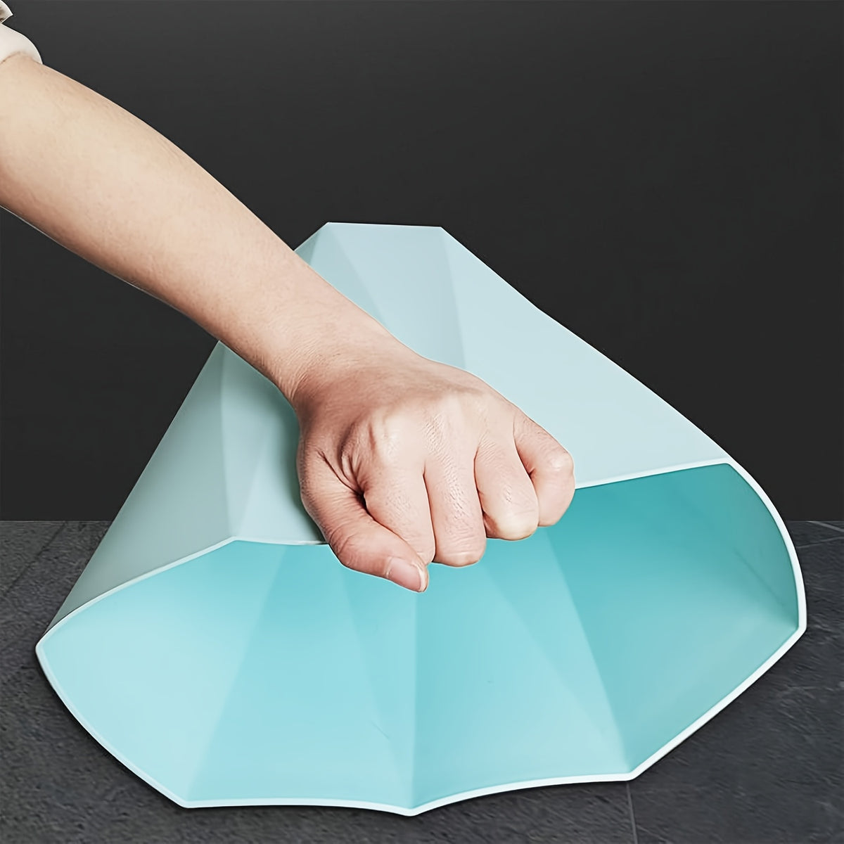 Set of Two Octagonal Trash Bins in Nordic Design, Featuring Geometric Plastic Construction with a Brushed End. These Small Open-Top Wastebaskets Are Ideal for Use in for home Offices, Bathrooms, Kitchens, And Bedrooms
