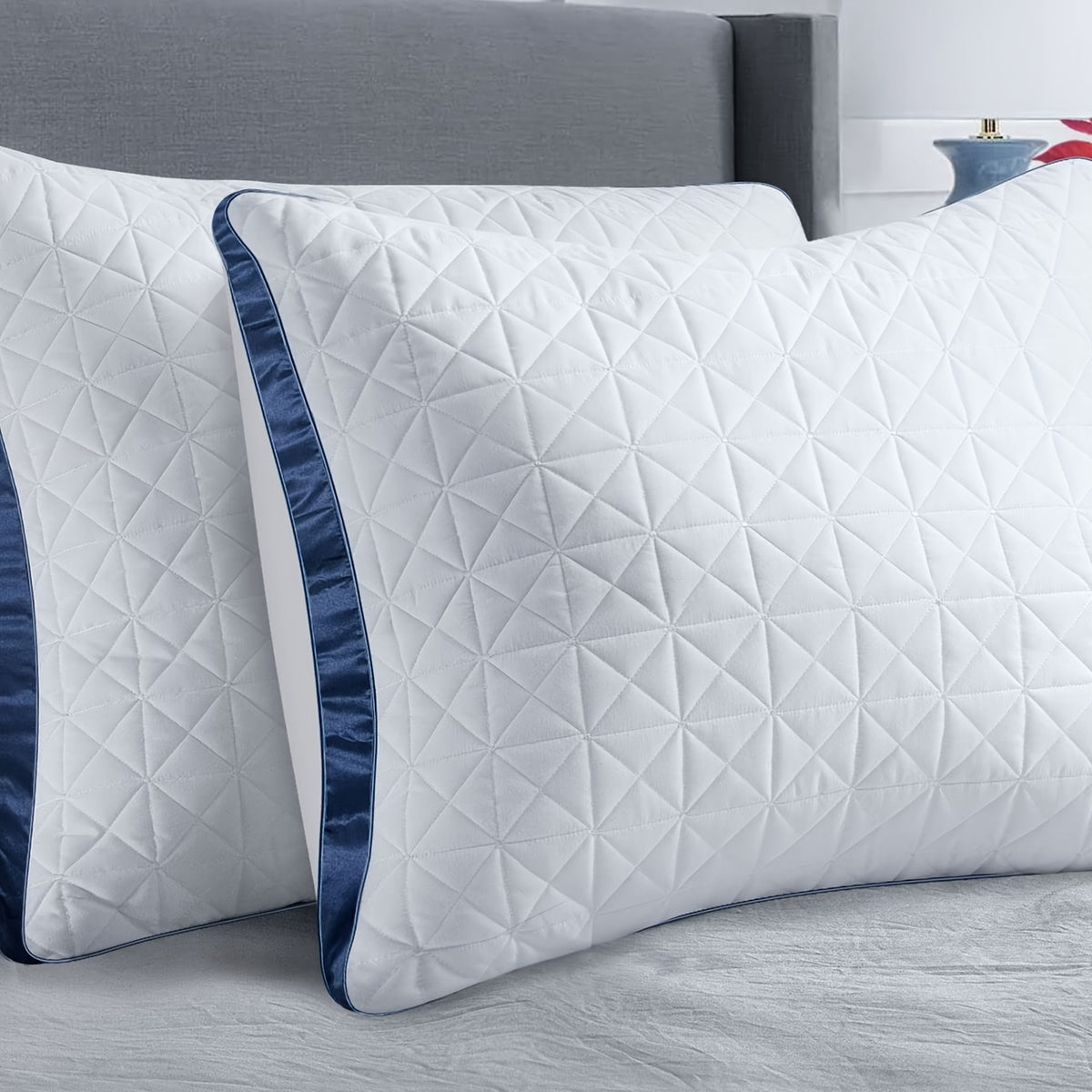 Gusseted Down Alternative Pillows, Soft Supportive Hotel-Style Bed Pillow Sets in Standard, Queen and King with 2 or 4 Pack Options for Everyday Sleeping