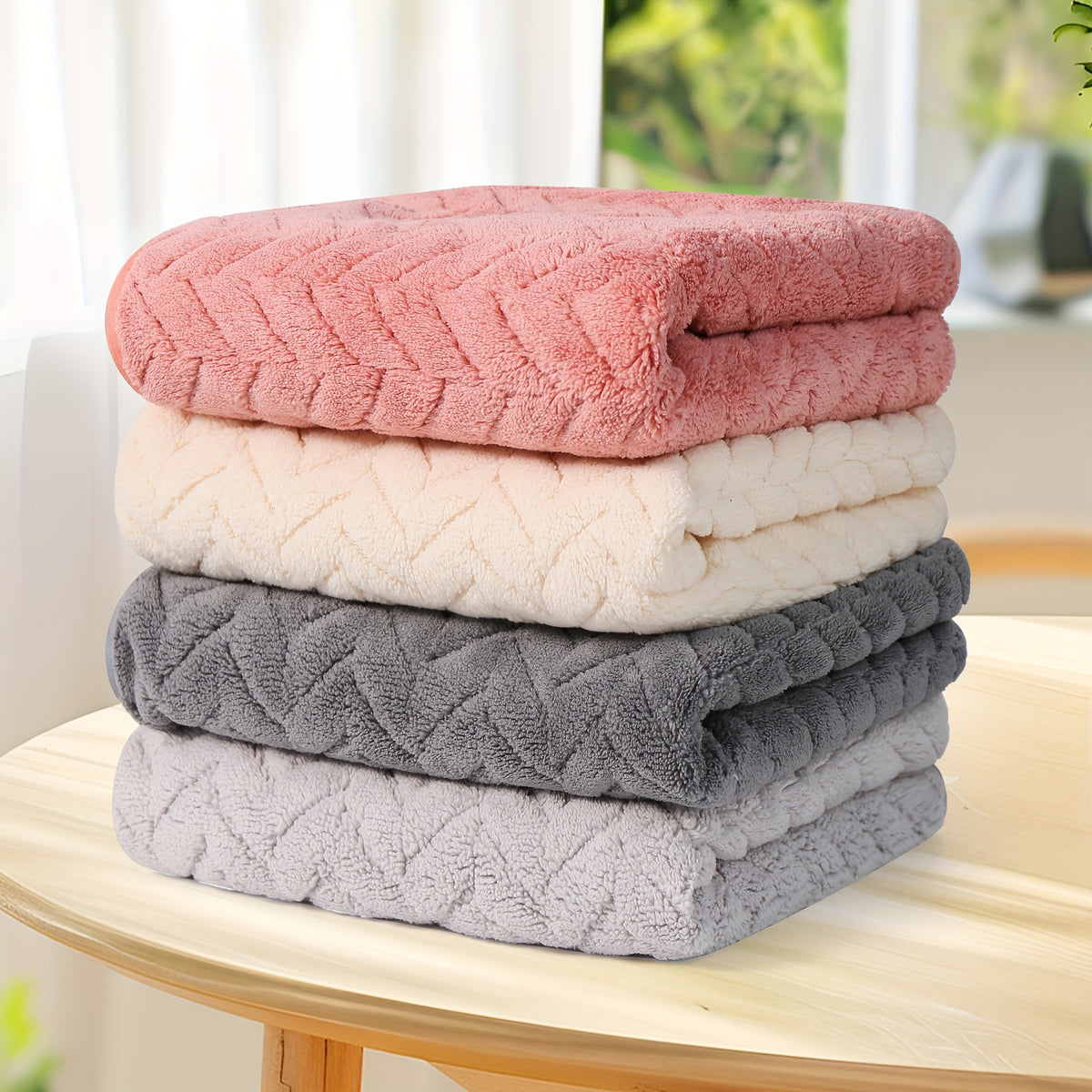 4pcs Hand Towel Set Is Made From Soft, Highly Absorbent Coral Fleece Fabric And Features Quick-drying Technology.ideal for Use At Home, Spas And Hotels, Perfect Gifts for Back to School, Labour Day, Halloween, Thanksgiving, Black Friday, Christmas!