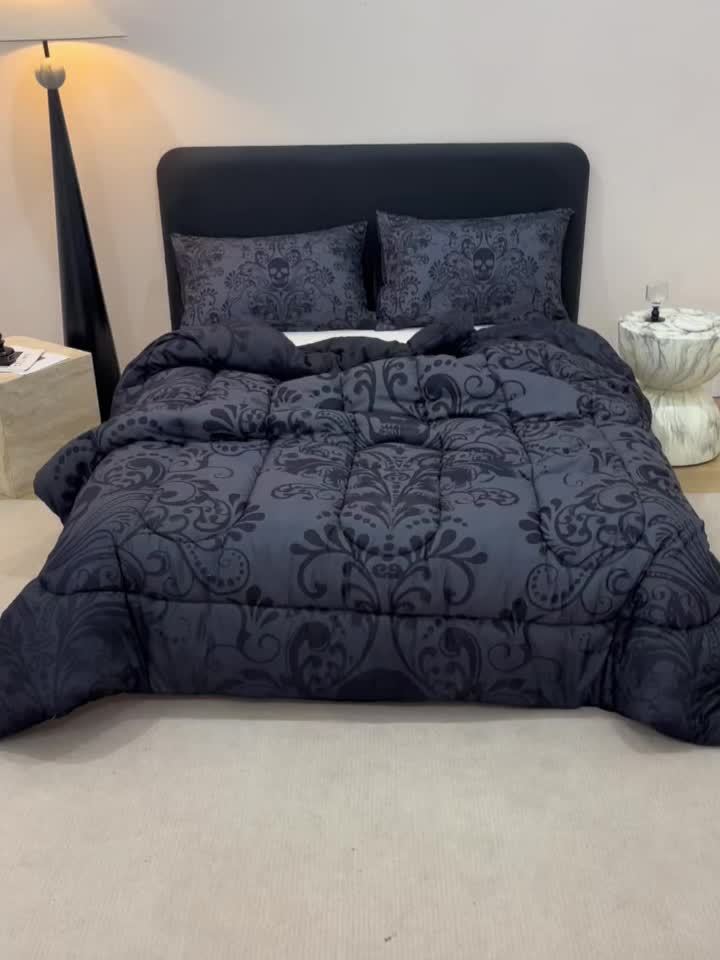 2D Flat 3pcs Black Gray Design Skull Quilt Set (1 Comforter +2 Pillowcases Without Pillow Core), Contains Padding 180gsm Quilting Soft Ventilate Digital Printing Bedroom Dormitory At Home Room Decor Back-to-School Season Valentine'S Day Gift-Giving