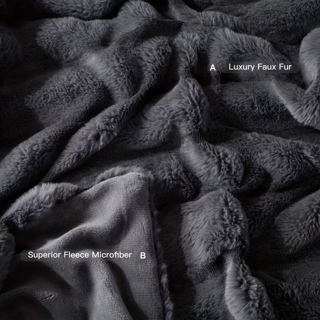 A Faux Rabbit Fleece Blanket, Double Layer Thickened, All Season, King/Queen Size, Winter Blankets Soft Warm, Throw For Adults Reversible Machine Washable Blanket, For Home, Car, Office, Travel, Couch Cover, Christmas, Halloween Gift, Birthday Gift