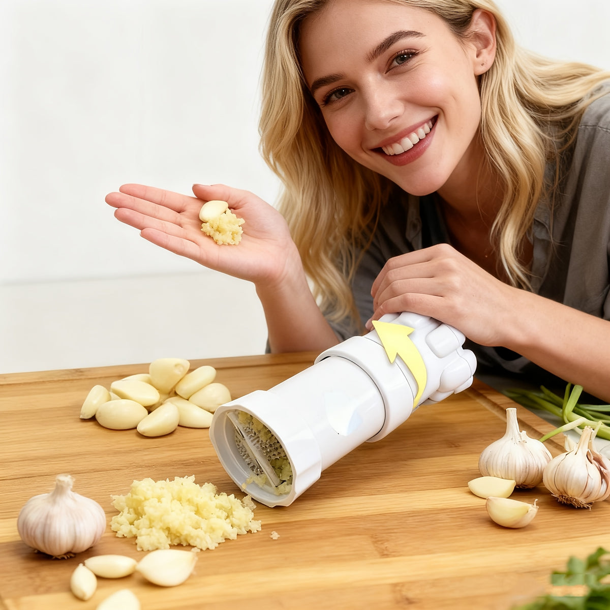 5-in-1 Heavy-Duty Garlic Press with Stainless Steel Blades and Ergonomic Handle - 5-in-1 Multi-Functional Food Processor for Crushing, Chopping, Peeling, Mincing, and Blending - Dishwasher Safe, Space-Saving Design with Ergonomic Lever System