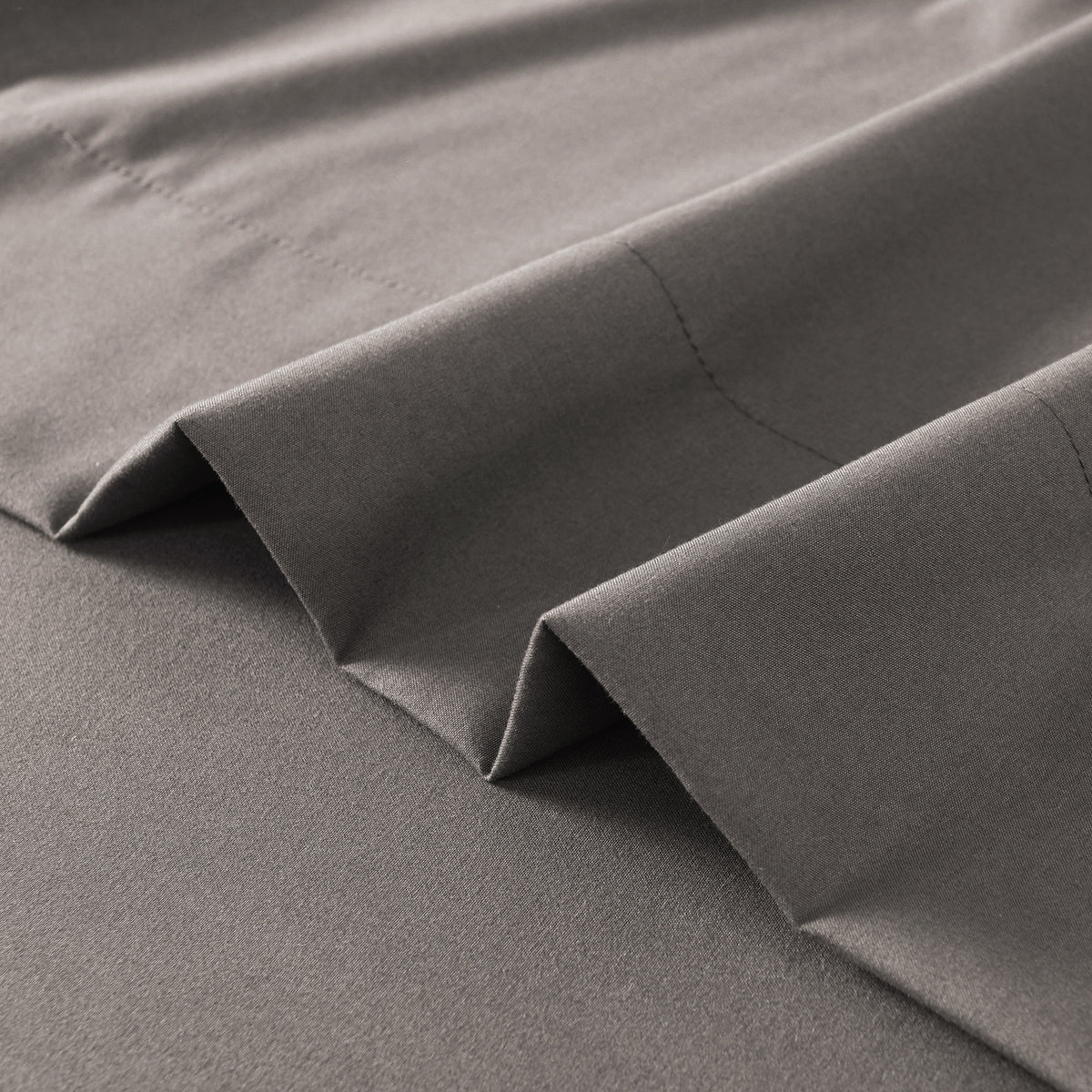 Hotel Grade 6 Piece Breathable Sheets Set 18" Deep Pockets - Easy Fit Twin Full Queen King Bed Sheets & Pillowcases, Microfiber, 100 GSM, All-Season Comfort, Machine Washable, Solid Color Bedding Accessories, Smooth Texture, Microfiber Fabric