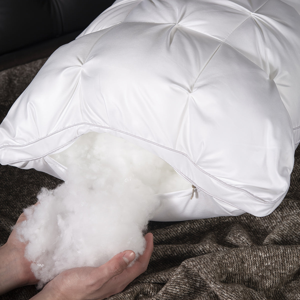 2pcs Luxury Hotel-quality Pillows, Deep Sleep Neck Pillow, High Fluffiness, Not Easy To Collapse, Suitable For All Seasons, Soft Fabric, Easy To Clean, Available In Multiple Colours And Sizes, Queen/King Size, Holiday Gift
