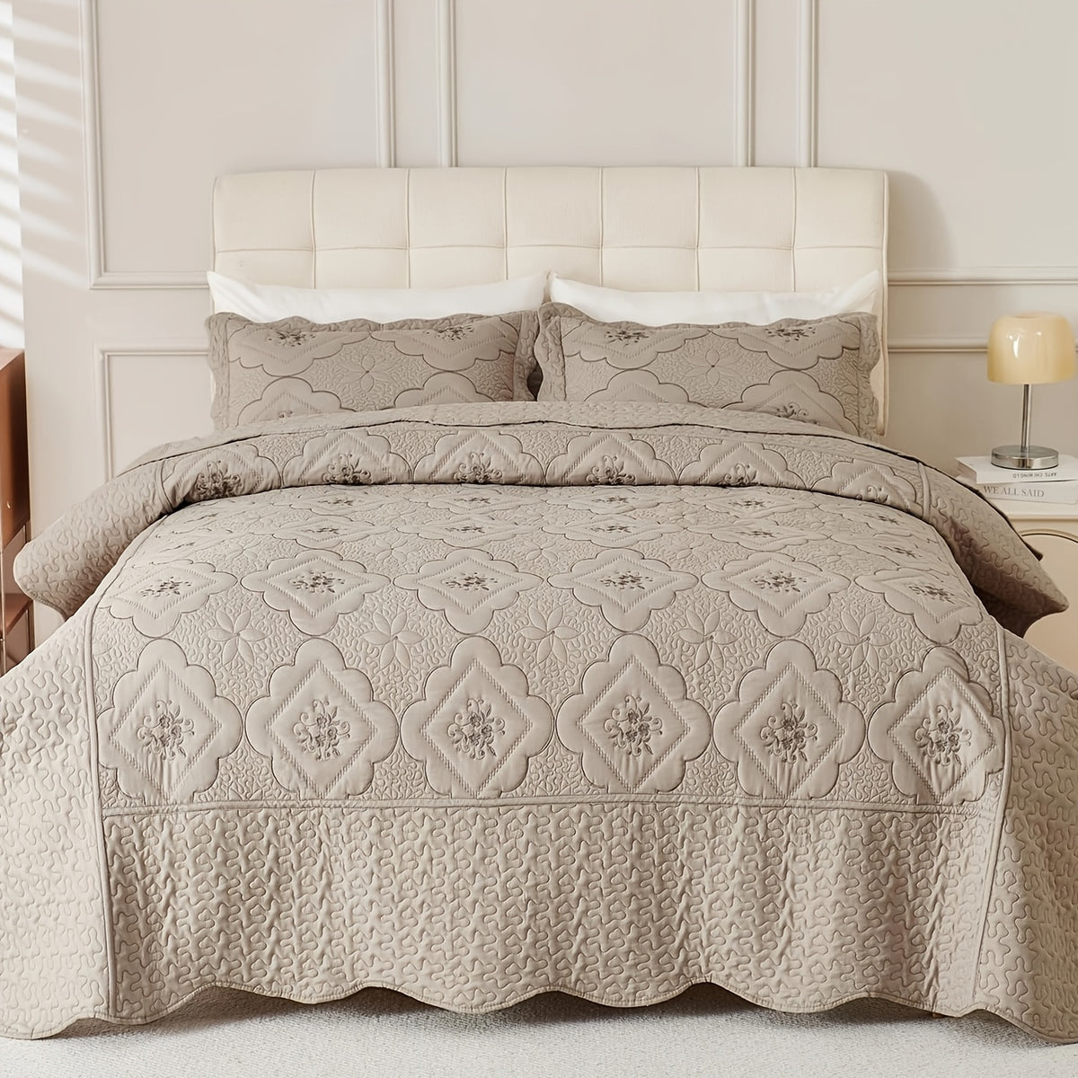 3pcs Exquisitely Crafted King/ Queen Size Quilted Bedspread Set with Intricate Floral Embroidery - 100% Polyester, Wrinkle - Resistant, Lightweight, Perfect for Adding A Touch of Elegance To Your Bedroom Decor