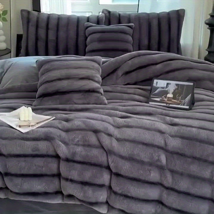 A Faux Rabbit Fleece Blanket, Double Layer Thickened, All Season, King/Queen Size, Winter Blankets Soft Warm, Throw For Adults Reversible Machine Washable Blanket, For Home, Car, Office, Travel, Couch Cover, Christmas, Halloween Gift, Birthday Gift