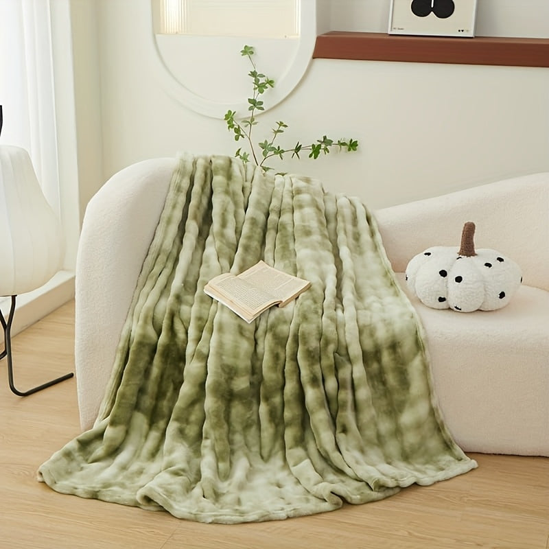 Lightweight Faux Rabbit Fur Tie-Dye Blanket—Stunningly Beautiful, Perfect for All Seasons, Soft Against The Skin, Offering The Ultimate Sleeping Experience. Machine-Washable, Reversible Design, Random Colors. The Perfect Holiday Gift