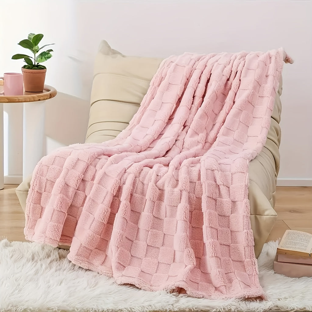 Checkered Fleece Throw Blanket, Soft Jacquard Microfiber Cover in Nine Colors and Three Sizes for Couch Lounging, Bedroom Layering and Cozy Holiday Gifts