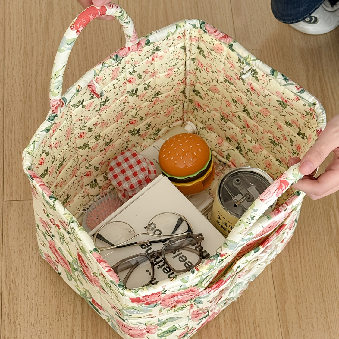 Large Floral Series [Storage Basket] Vintage Quilted Floral Portable Large-Capacity Home Storage Basket Suitable for Various Scenarios, Shelf Baskets