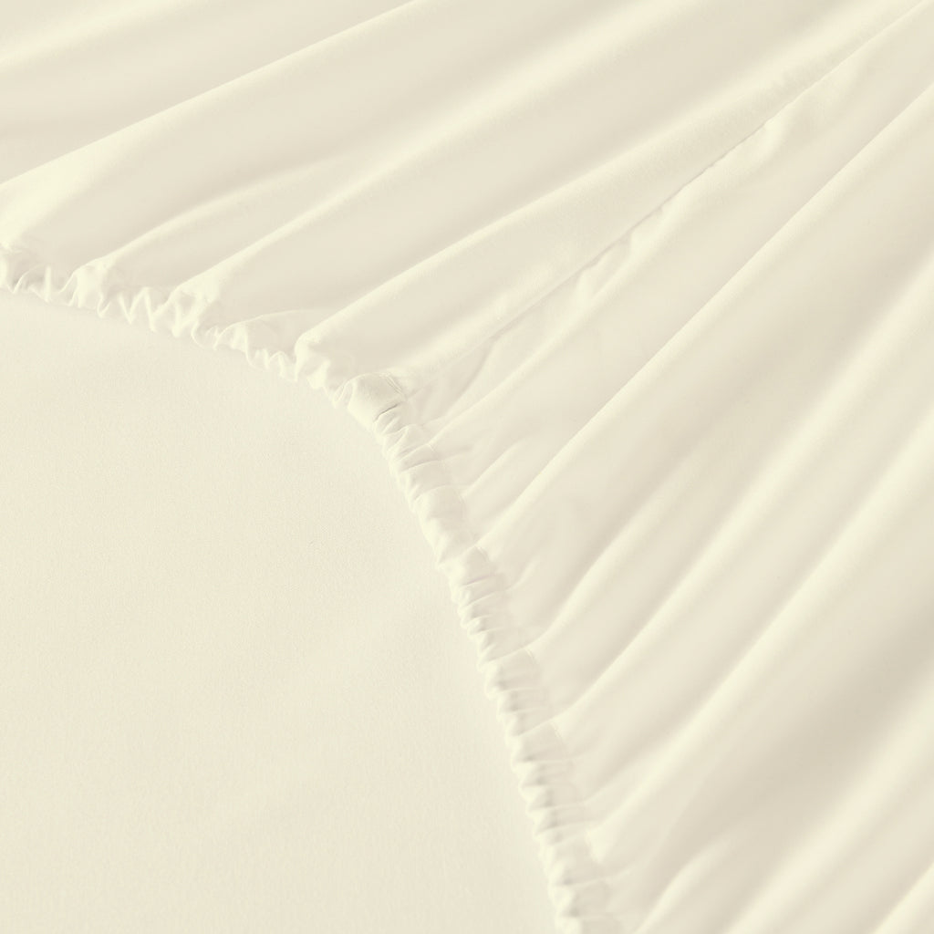 Hotel Grade 6 Piece Breathable Sheets Set 18" Deep Pockets - Easy Fit Twin Full Queen King Bed Sheets & Pillowcases, Microfiber, 100 GSM, All-Season Comfort, Machine Washable, Solid Color Bedding Accessories, Smooth Texture, Microfiber Fabric