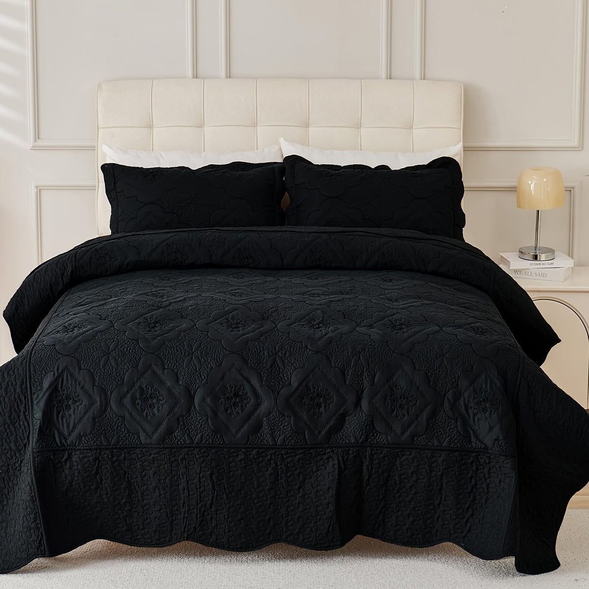 3pcs Exquisitely Crafted King/ Queen Size Quilted Bedspread Set with Intricate Floral Embroidery - 100% Polyester, Wrinkle - Resistant, Lightweight, Perfect for Adding A Touch of Elegance To Your Bedroom Decor