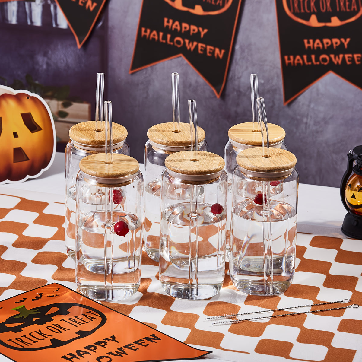 4/6pcs, 18.6oz/550ml, Including Lid, Straw, Straw Brush Glass Cup Set. The Elegant Shape Of The Drinking Cup Is An Ideal Gift, And The Can Shaped Glass Cup Is Suitable for Any Beverage And Occasion