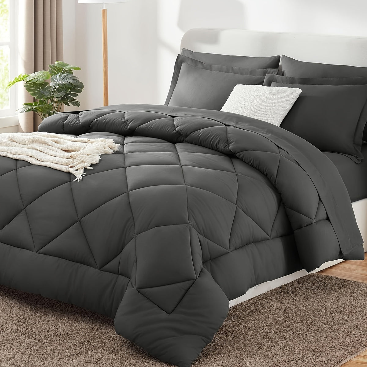 2/3pcs Luxury Comforter Set Warm & Soft & Breathable - Quilted Bedding With Fluffy Fill - Perfect For All Seasons With 1 Comforter And 1/2 Pillowcases-Random Color