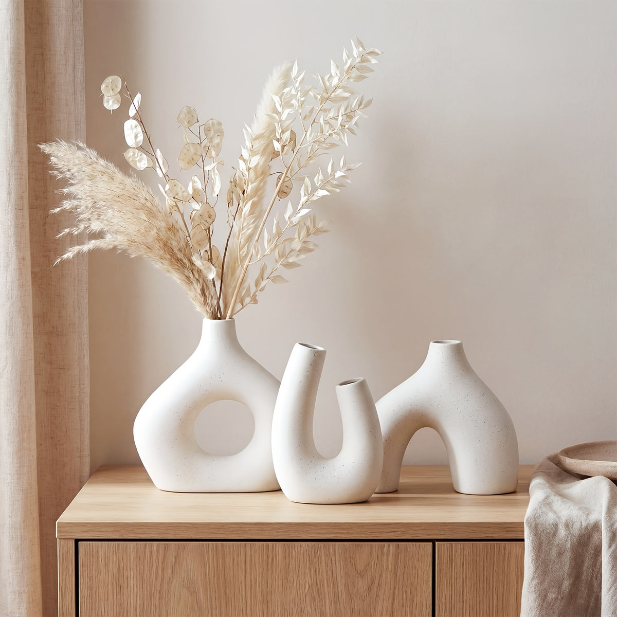 TOMNK Ceramic Vase Set Of 3/5, Nordic Modern Boho Ins Style Decorative Ceramic Aesthetic Flower Vase for Home Decor, Matte Ceramic Decorations for Living Room Shelf, Bookshelf Mantle Entryway Table Or Console Decor