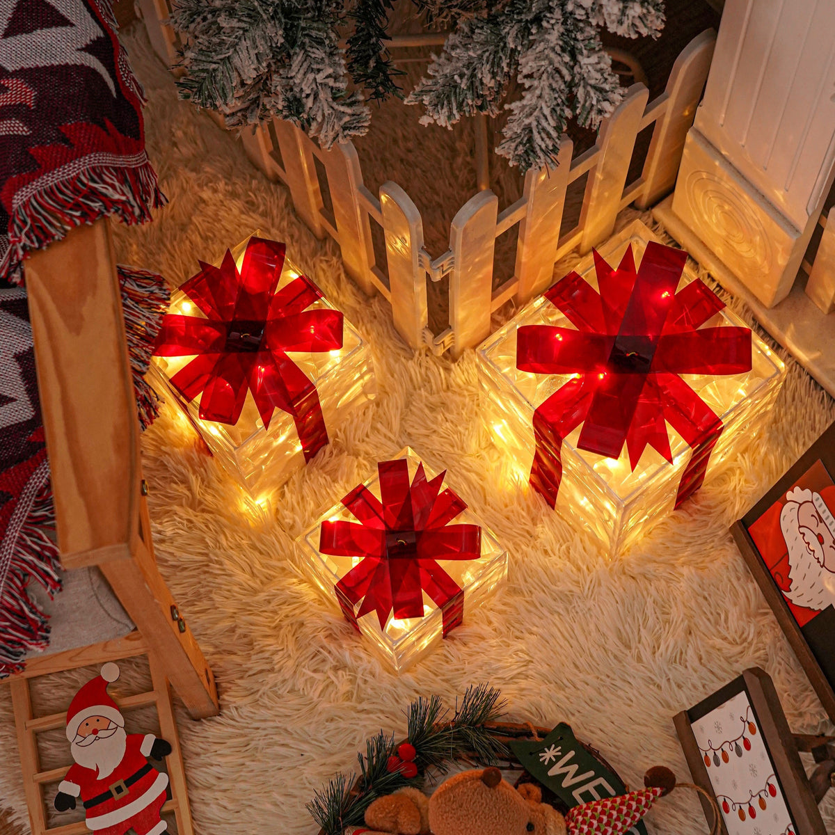 Lighted Christmas Present Boxes, Set of 3 Warm White Gift Decorations with Red Bows, 60 LEDs, USB or Battery Power, 8 Lighting Modes and Daily Timer