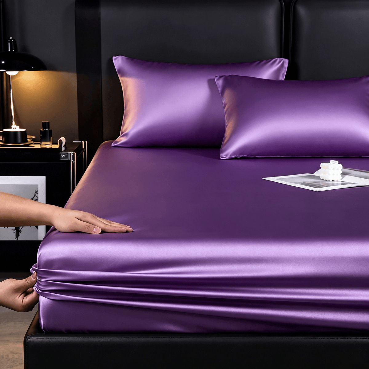 Luxury Satin Bedding Set, Cool And Breathable, Soft Satin Fitted Sheet, Five-Star Luxury Bedding, Twin(Fitted Sheet ×1+Pillowcase ×1), Full.Queen.King(Fitted Sheet ×1+Pillowcase ×2), Apartment, Bedroom, Guest Room, Halloween Christmas Gift