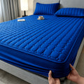Non-Slip Mattress Protector, Quilted All-Season Bed Cover with 15.75-Inch Deep Pocket, Machine Washable in Seven Colors for Twin Full Queen King
