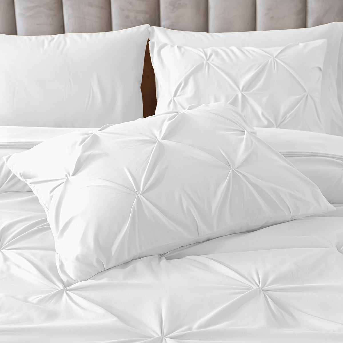 Cosybay 7 Piece Pinch Pleated Comforter Set Queen King Size, Luxury Soft Fluffy Bedding Includes 1 Comforter, 1 Extra Deep Pocket Fitted Sheet, 1 Flat Sheet, 4 Pillowcases & Pillow Covers, Perfect for Halloween Party, Holiday Celebrations & Birthday