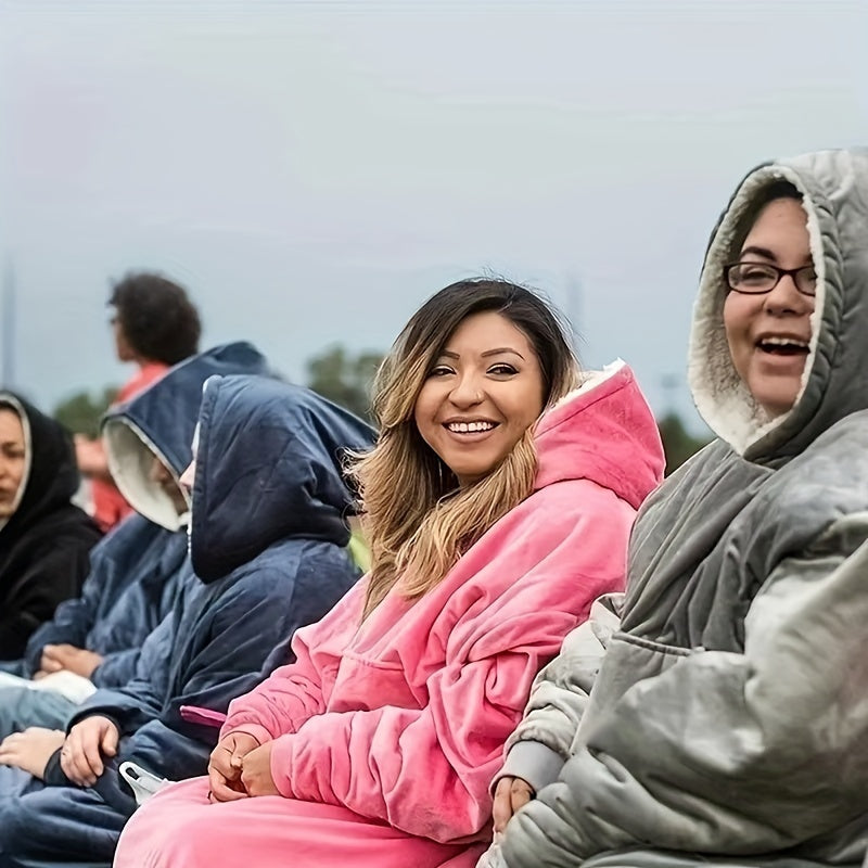 Plus-size Ultra-soft Reversible Wearable Hooded Blanket, Includes a Pair of Winter Socks, Comfortable Oversized Hooded Blanket with Kangaroo Pocket, Bedding, Winter Coat, Machine Washable, Christmas/Valentine's Day/New Year's Gift, Can Be Used as a