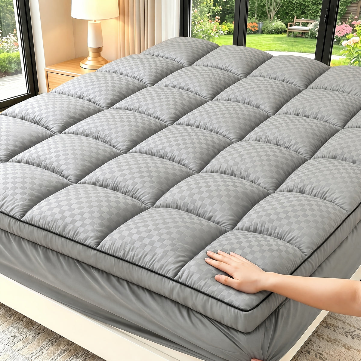 Pillow Top Mattress Pad, 1000GSM Stretchable Quilted Breathable & Machine Washable, Cooling Mattress Protector, Fit Twin/Full/Queen/King Bed RV & Sofa, 8-21 Inch Deep Pocket, Ideal Home Gift