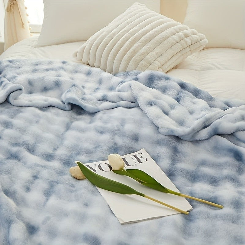 Lightweight Faux Rabbit Fur Tie-Dye Blanket—Stunningly Beautiful, Perfect for All Seasons, Soft Against The Skin, Offering The Ultimate Sleeping Experience. Machine-Washable, Reversible Design, Random Colors. The Perfect Holiday Gift