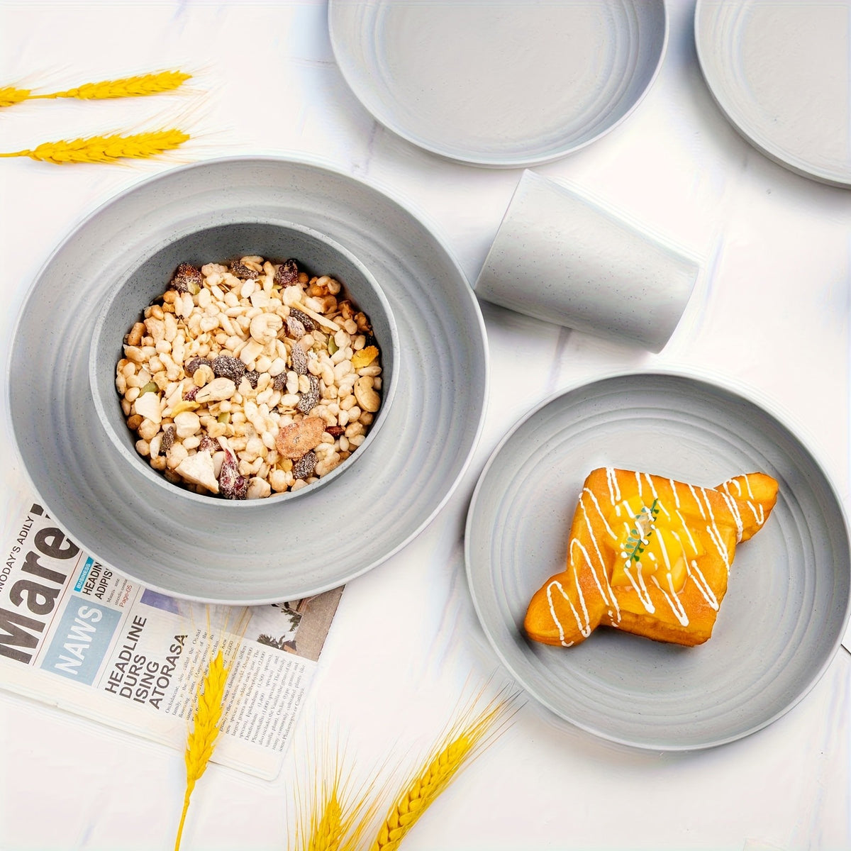 16/32pcs Kitchen Plastic Wheat Straw Tableware Set, 4/8 People, Plates, Dessert Plates, Cereal Bowls, Cups, Unbreakable, Lightweight Shatterproof for Camping/Daily Use/Parties/Weddings, Gift for Halloween/Christmas, Local Warehouse Item