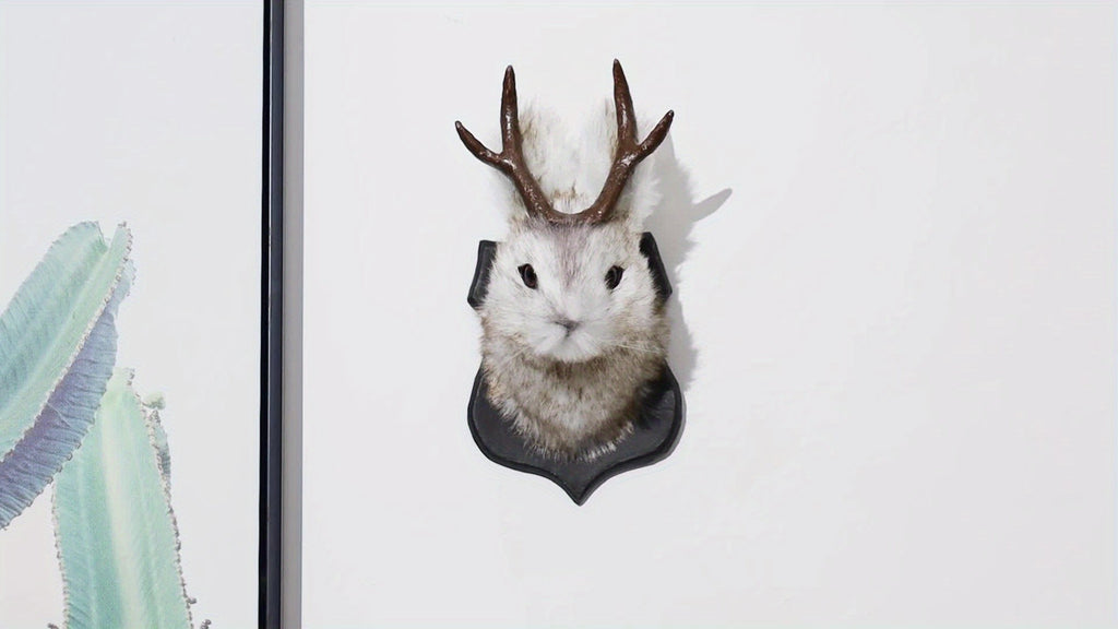 Resin Animal Head Wall Decor, Single-Piece Whimsical Faux Taxidermy Wall Mount with Metal Hanging Hook for Retro Home Styling and Unique Gifts
