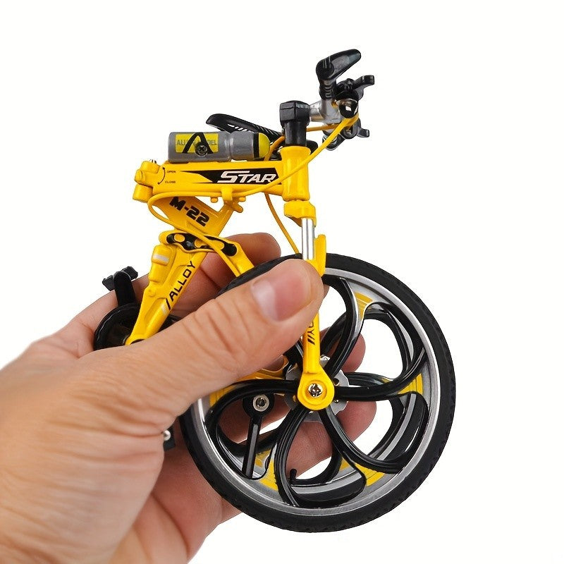 Miniature Mountain Bike Model, 1:8 Scale Foldable Alloy Bicycle in Red Yellow or Blue for Collector Displays, Office Desk Decor and Cycling Gifts