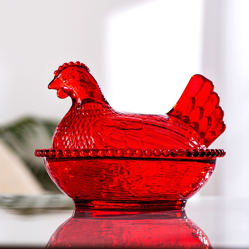 Adorable Candy-Colored Chicken-Shaped Crystal Glass Storage Jar with Lid and Placemats - Perfect Table or Desk Ornament Decorative Dish - Ideal for Candy, Snacks, Jewelry, or Desktop Decor, Organizing Supplies, Kitchen Accessories - Home Storage