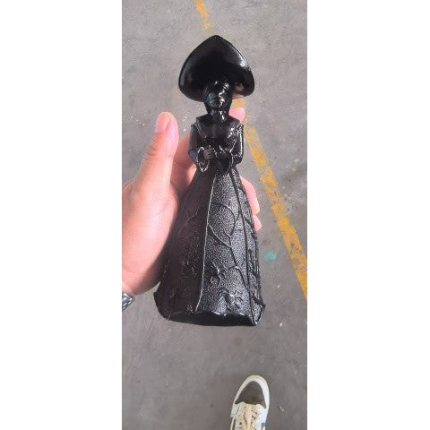 3D Halloween Witch Lamp Gothic Halloween Small Witch Lamp Statue Resin Decoration, Warm-Toned And Interesting Style, Table Lamp, Suitable for Home Decoration, Witch Statue with Lamp, Can Be Used As Bedside Lamp Or Table Decoration