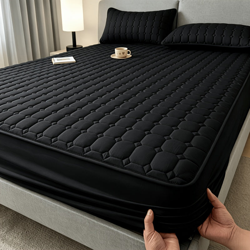 1pc High Quality Non-Slip All Season Mattress Protector, 15.75 Inches Deep Pocket, Solid Color Quilted Bed, Machine Washable, Suitable for Bedrooms, Guest Rooms, Family Essential Bedding.(No Pillowcases)