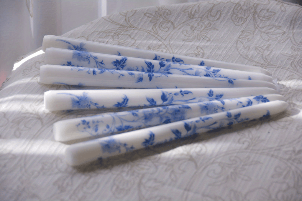 6pcs 10" Blue & White Porcelain Long Taper Candles - Dripless Unscented Soy Wax Candlesticks with Elegant Chinoiserie Design, 8-12 Hour Burn Time for Christmas, Weddings, Halloween, Parties & Home Decor - Luxury Centerpiece Candles for Holiday Dinner Tabl