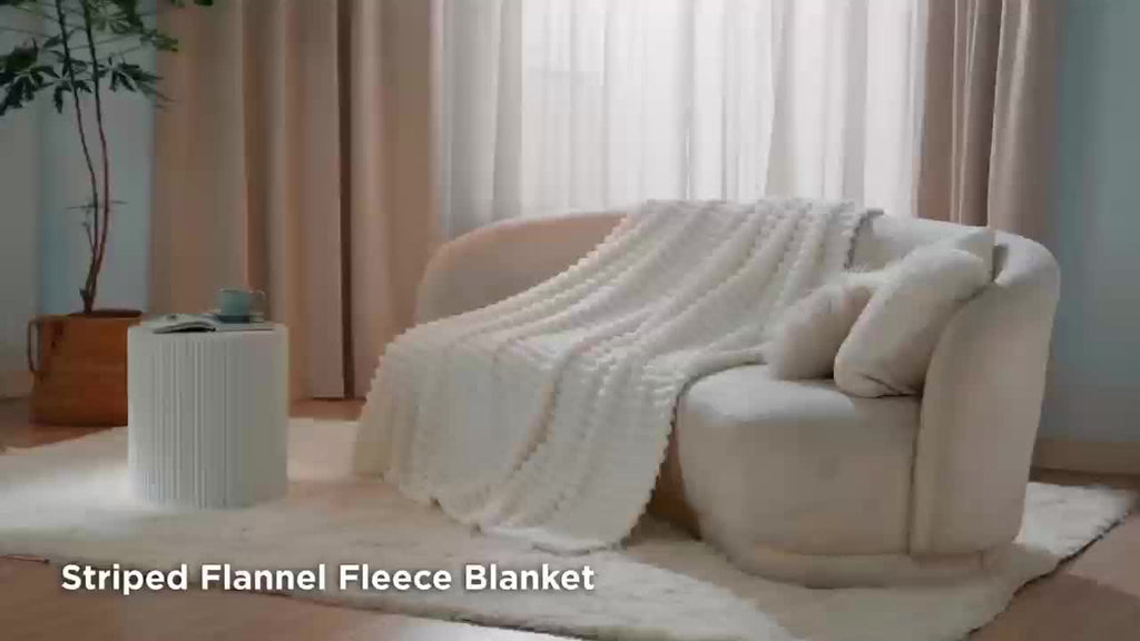 Luxurious Double-Sided Faux Rabbit Fur Throw Blanket - Cozy Striped Flannel, Soft And Warm for Naps, Office, Camping, Sofa - Versatile Polyester Bed Cover, Perfect Christmas Gift
