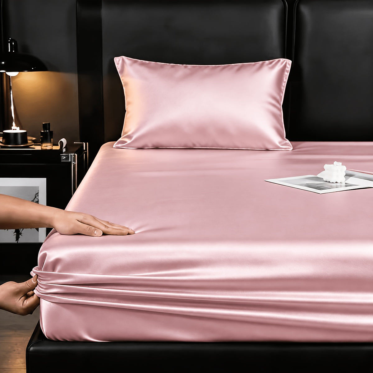 Luxury Satin Bedding Set, Cool And Breathable, Soft Satin Fitted Sheet, Five-Star Luxury Bedding, Twin(Fitted Sheet ×1+Pillowcase ×1), Full.Queen.King(Fitted Sheet ×1+Pillowcase ×2), Apartment, Bedroom, Guest Room, Halloween Christmas Gift