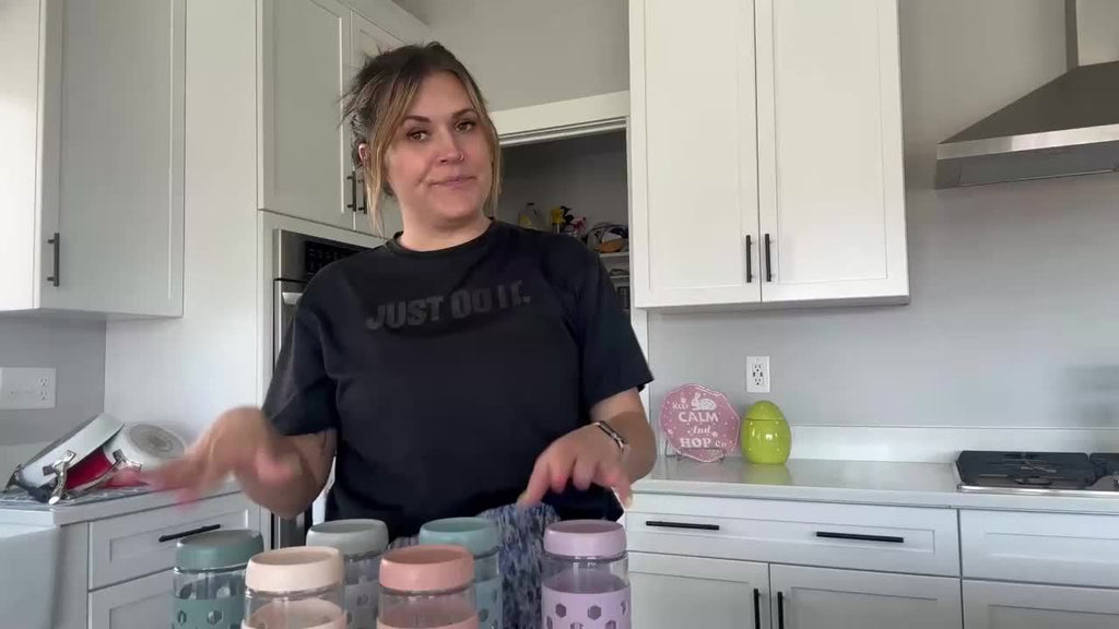 6-Pack 16oz Glass Mason Jars with Silicone Sleeves, Airtight Overnight Oats Containers with Lids, Dishwasher Safe Leak-Proof Meal Prep Jars for Chia Pudding, Yogurt, Snacks