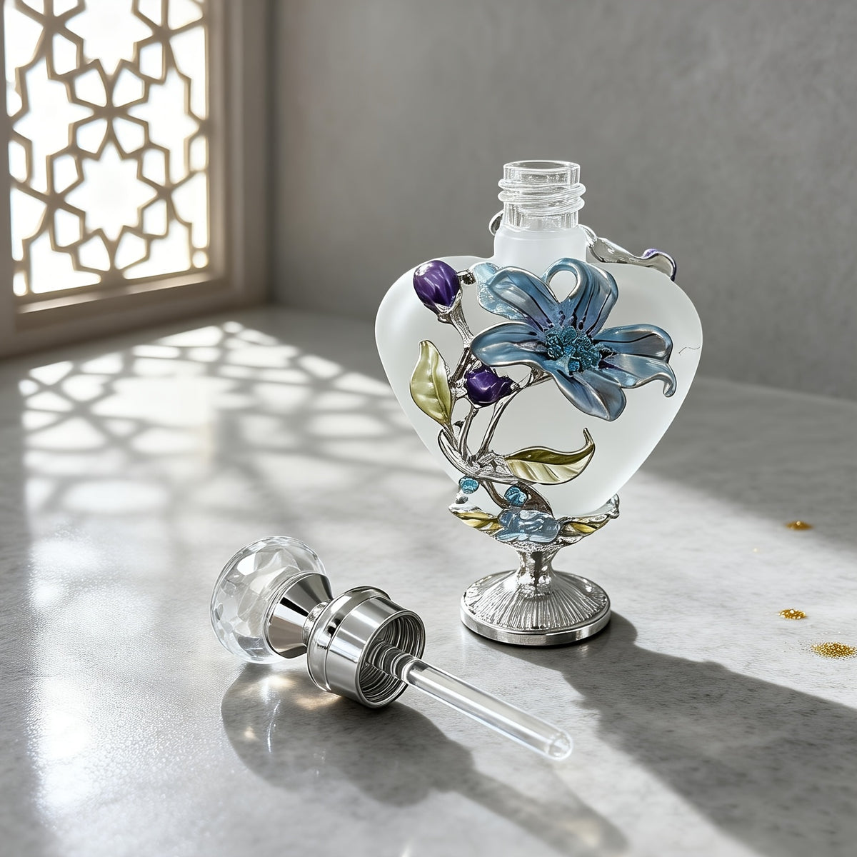 Enamel Peach Heart Bottle 0.34oz Vintage Orchid, Refillable Containers, Portable Decorative Essential Oil Bottle, Holiday Travel Perfume And Essential Oil Personal Care Dispenser Bottle, Have For The Sophisticated Girl (No Perfume, Empty Bottle Only)