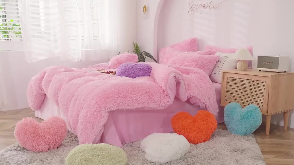 3/4pcs Plush Faux Fur Comforter Cover Set for Kids & Teens - Includes Pillowcases + Plush Heart Pillow - Twin/ Queen/ King Sizes - Super Soft, Warm, Machine Washable (Duvet Cover Only, No Comforter)