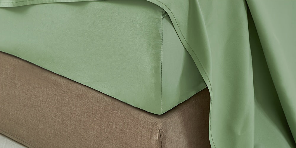 3/4pcs Ultra-Soft Microfiber Queen Size Cool Sheet Set - Hypoallergenic, Breathable with (14" - 17") Deep Pocket, Shrink & Fade Resistant - Includes Flat Sheet, Fitted Sheet, And 1/2 Pillowcases - Ideal for Queen & King Sizes - Gifts, Random Color