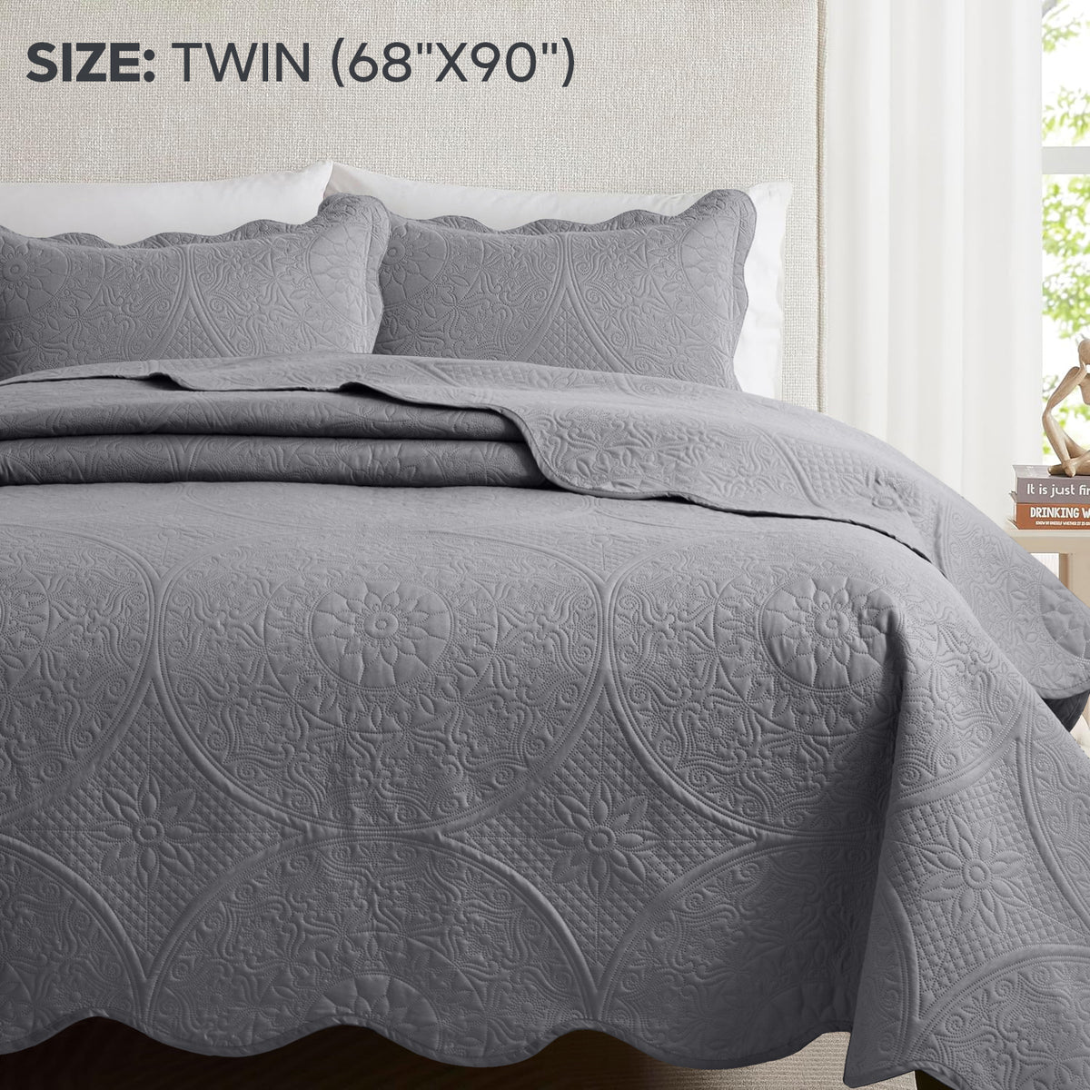 3pcs Luxury Quilted Bedspread Set – Oversize Quilt Coverlet Soft & Cozy Floral Bedspread with Pillow Shams, Breathable Lightweight for Bedroom & Guest Room Decor