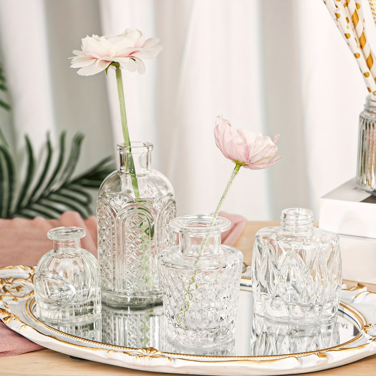 TOMNK 12/30/43/52/72Pcs Bud Vase, Party Centerpieces, Wedding Centerpieces for Tables, Mini Clear Bud Vases for Flowers, Small Flower Vases Suitable for Birthday Party, Anniversary, Wedding, Home Table Deco, Multiple Sizes