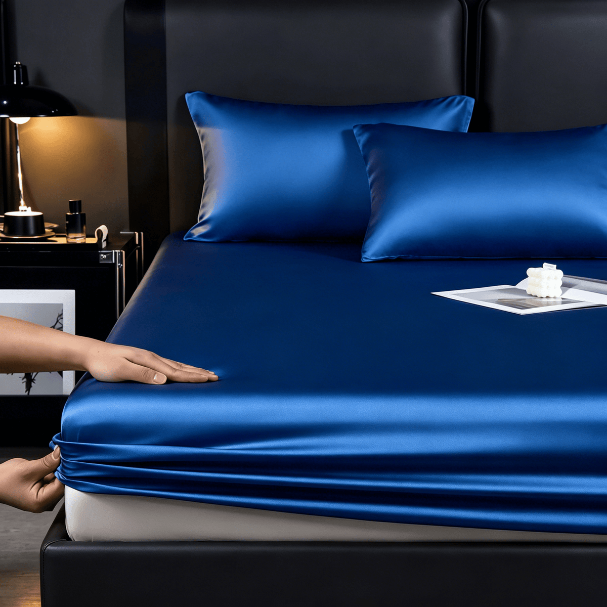 Luxury Satin Bedding Set, Cool And Breathable, Soft Satin Fitted Sheet, Five-Star Luxury Bedding, Twin(Fitted Sheet ×1+Pillowcase ×1), Full.Queen.King(Fitted Sheet ×1+Pillowcase ×2), Apartment, Bedroom, Guest Room, Halloween Christmas Gift