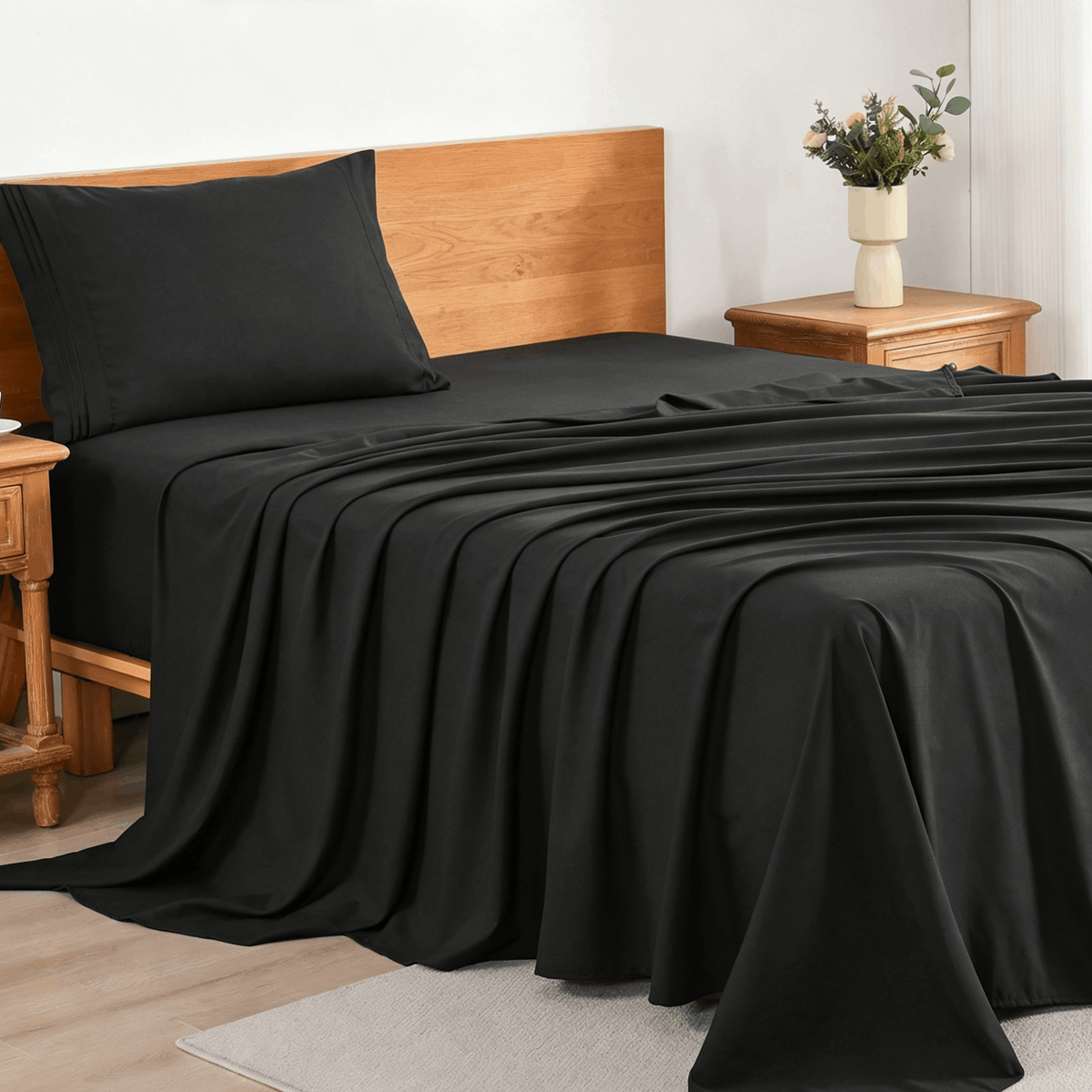 3/4-Piece Cooling Bed Sheet Set, Soft & Breathable Bedding with 18-Inch Deep Pocket, Hotel Luxury Sheets for Summer