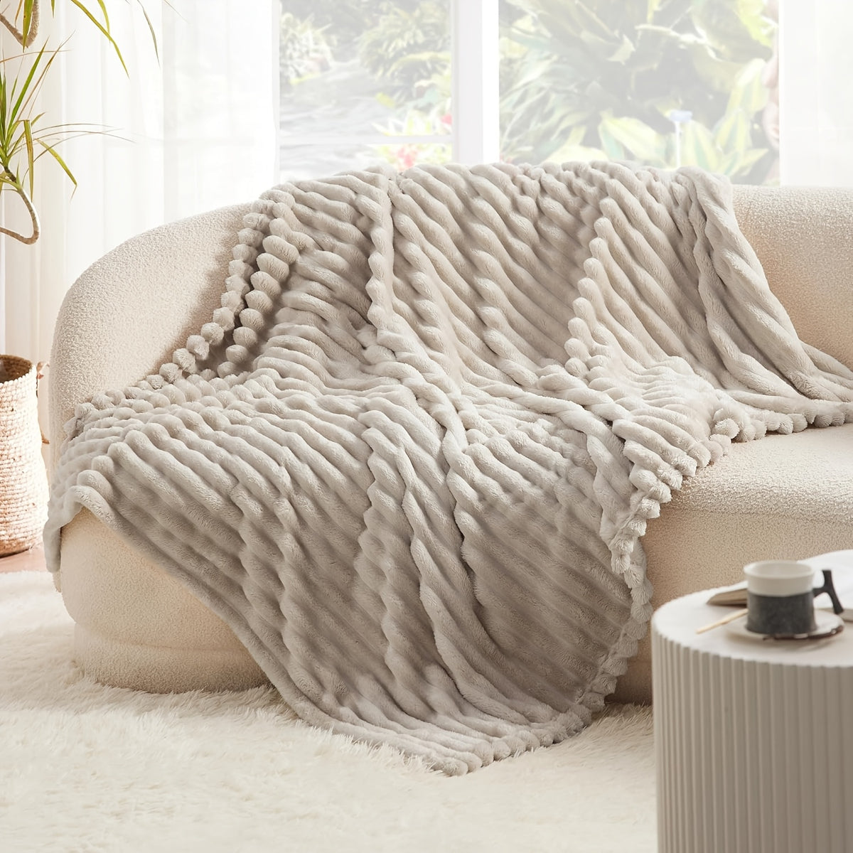 Luxurious Double-Sided Faux Rabbit Fur Throw Blanket - Cozy Striped Flannel, Soft And Warm for Naps, Office, Camping, Sofa - Versatile Polyester Bed Cover, Perfect Christmas Gift
