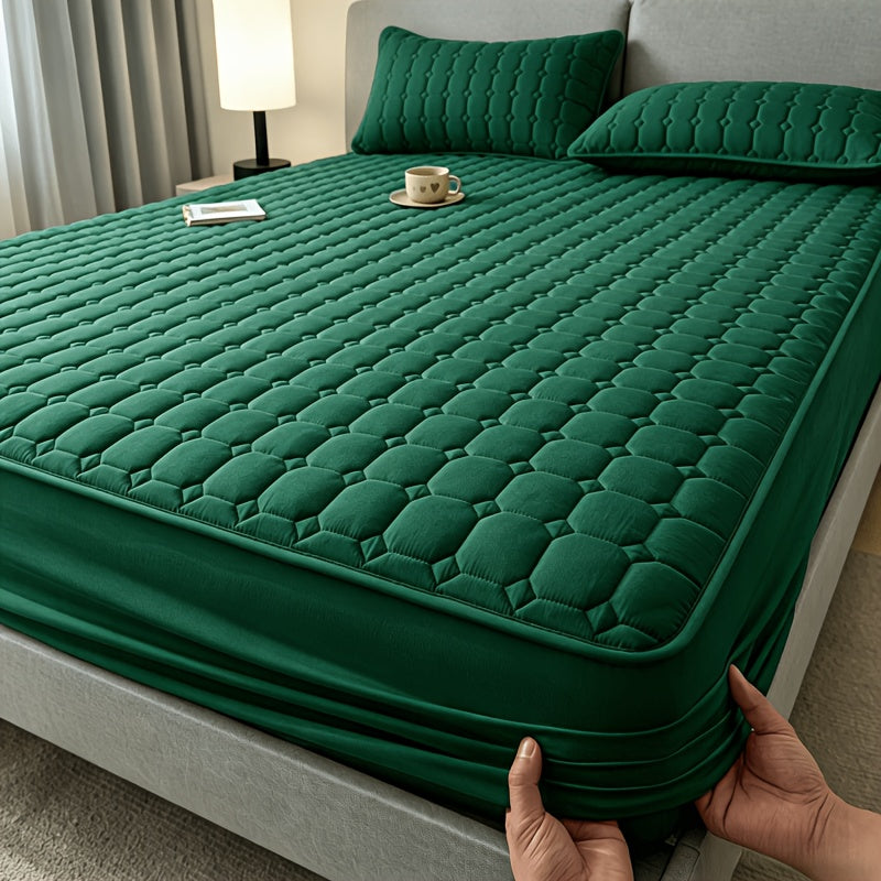 1pc High Quality Non-Slip All Season Mattress Protector, 15.75 Inches Deep Pocket, Solid Color Quilted Bed, Machine Washable, Suitable for Bedrooms, Guest Rooms, Family Essential Bedding.(No Pillowcases)