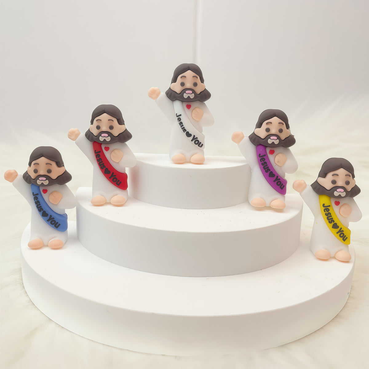 Halloween 100/200 Mini Jesus Figurines | Creative "Jesus Loves You" Party Favors and Table Centerpieces | Suitable for Easter, Christmas, Thanksgiving, New Year, and Church Event Religious Gifts, Random Color